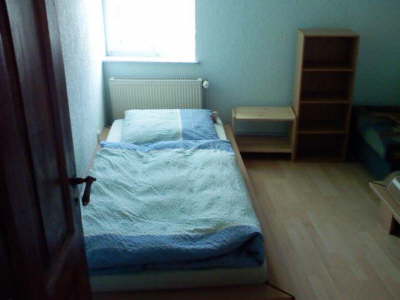 OG-Zwei-Bettzimmer_Zimmer2_01